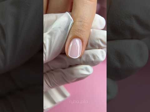 Трендовый маникюр 2025 г. Все артикулы оставлю в комментариях😍 #nails #френч #тонкийфренч