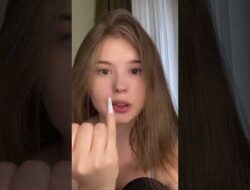Клею накладные ногти
